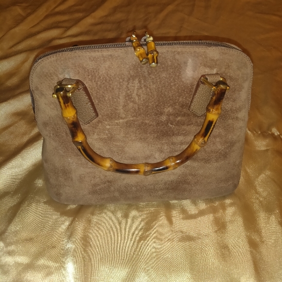 Gucci Bamboo Handbag 👜 with strap - Picture 3 of 8